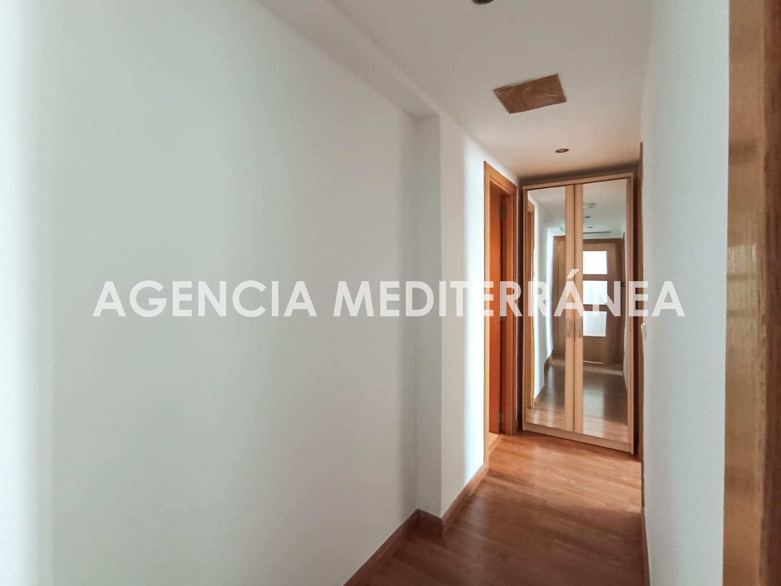 2 soveværelse Lejlighed til salg i Valencia by - € 260.000 (Ref: 9504571)