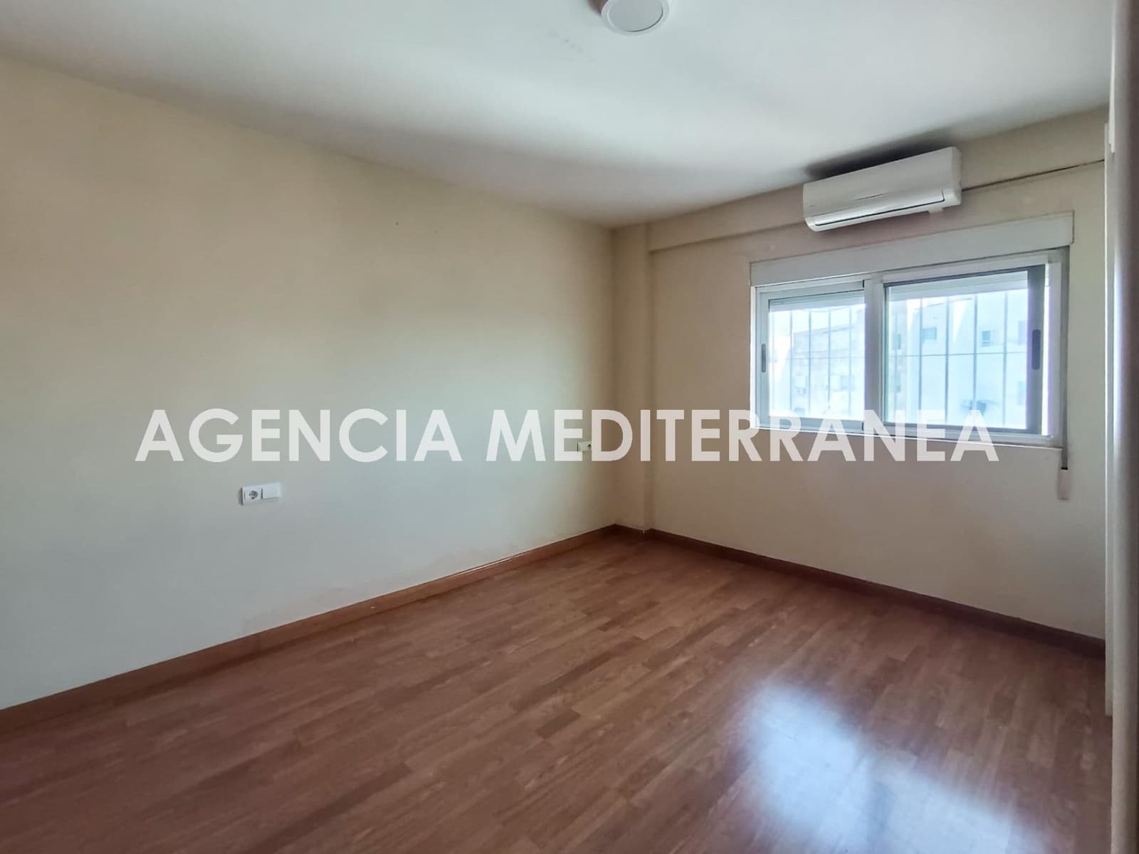 2 soveværelse Lejlighed til salg i Valencia by - € 260.000 (Ref: 9504571)