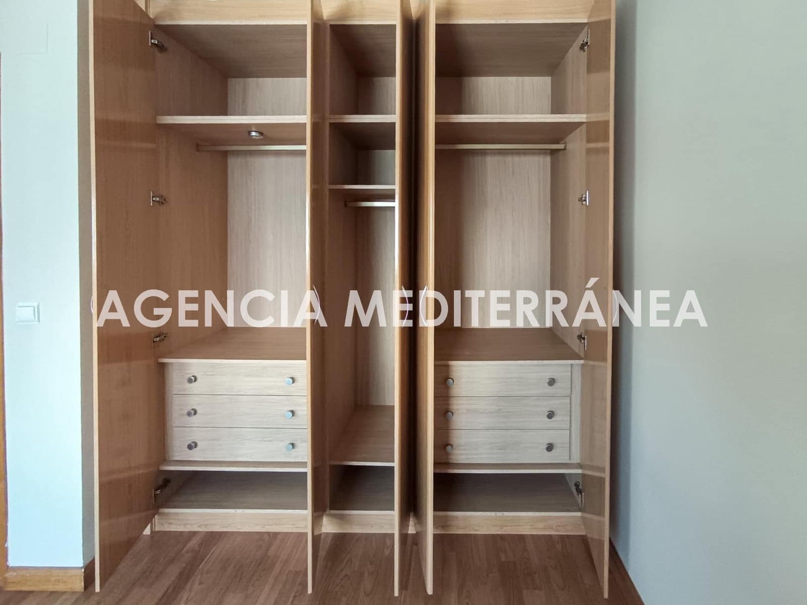 2 soveværelse Lejlighed til salg i Valencia by - € 260.000 (Ref: 9504571)