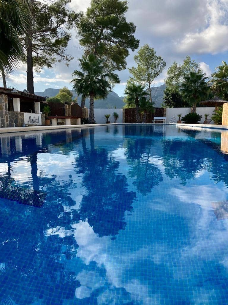 7 slaapkamer Villa te koop in Gandia met zwembad - € 685.000 (Ref: 9504572)