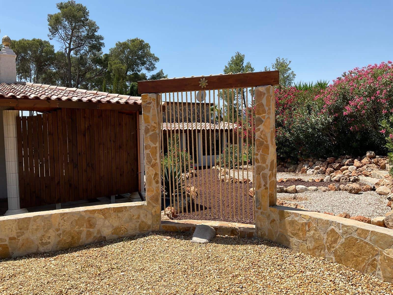 7 slaapkamer Villa te koop in Gandia met zwembad - € 685.000 (Ref: 9504572)