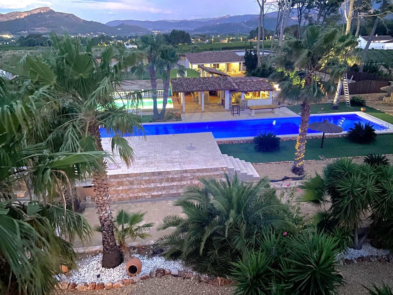 7 slaapkamer Villa te koop in Marchuquera met zwembad - € 685.000 (Ref: 9504572)