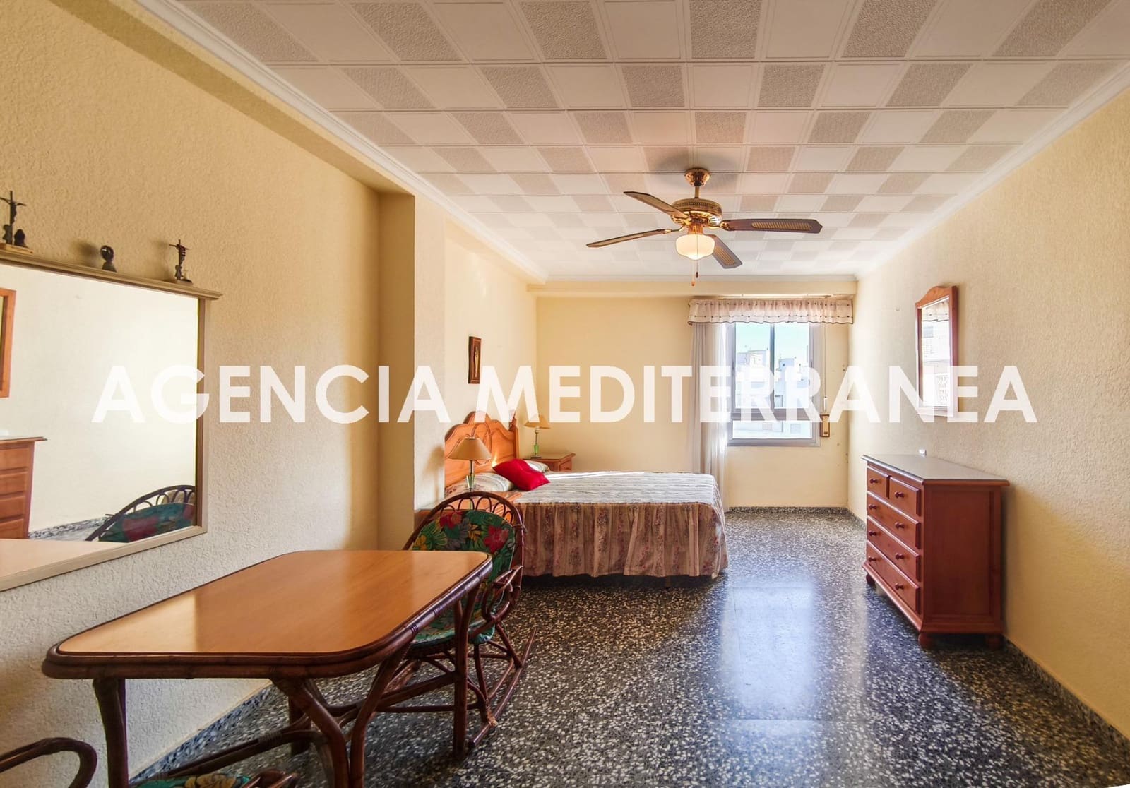 4 bedroom Flat for sale in El Perellonet with garage - € 235,000 (Ref: 9508952)