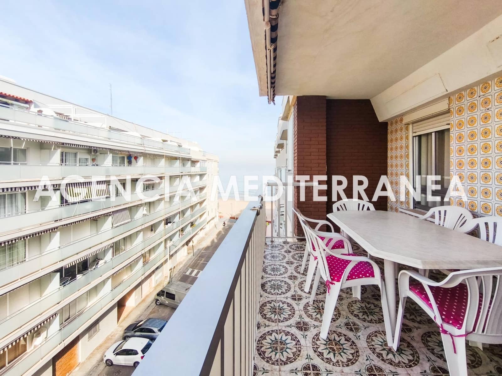 4 bedroom Flat for sale in El Perellonet with garage - € 235,000 (Ref: 9508952)