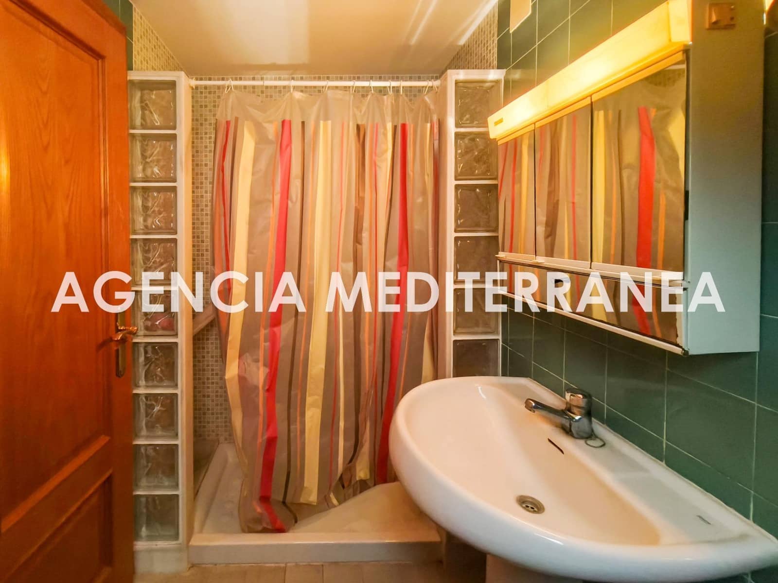 4 bedroom Flat for sale in El Perellonet with garage - € 235,000 (Ref: 9508952)