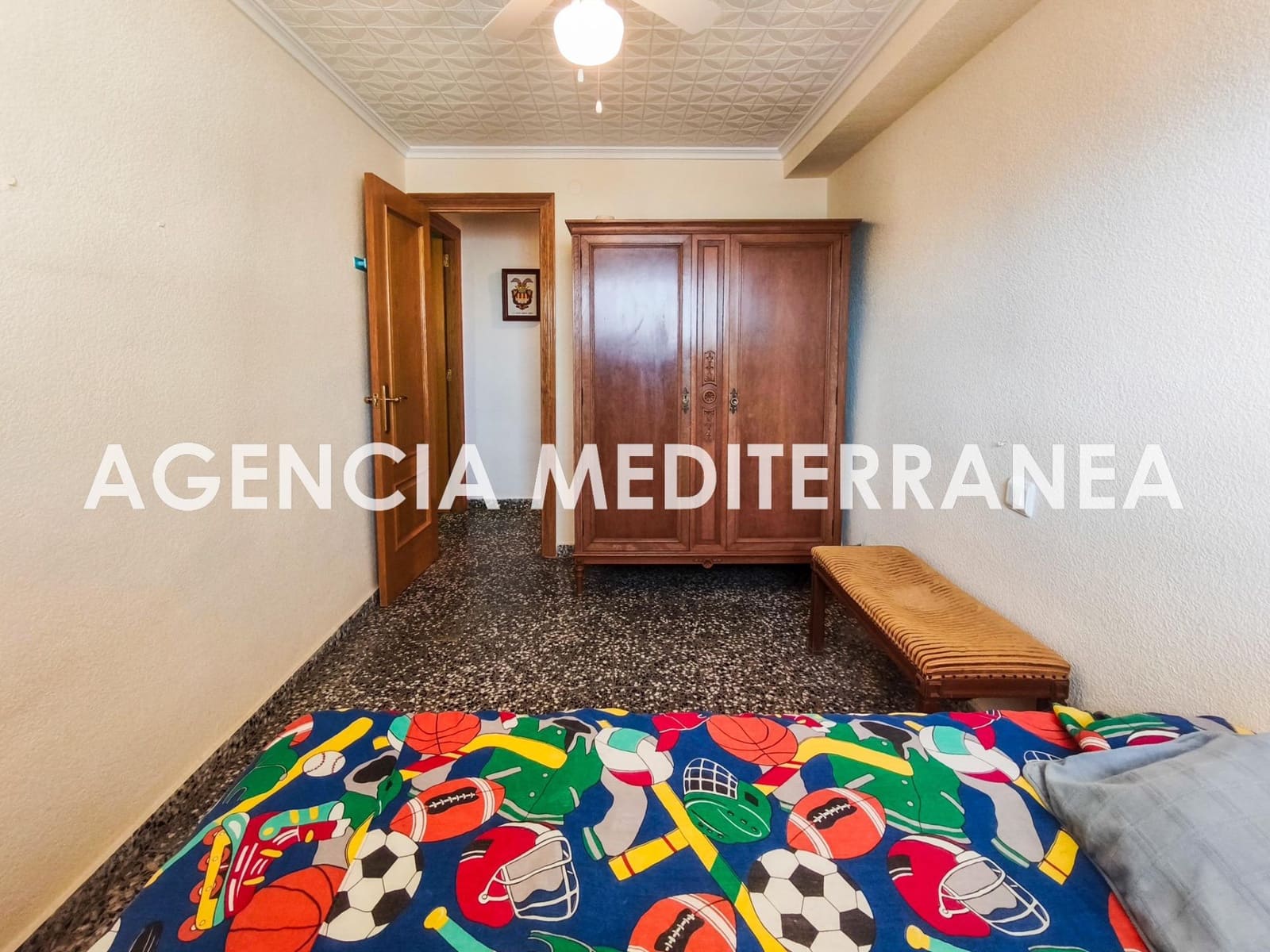 4 bedroom Flat for sale in El Perellonet with garage - € 235,000 (Ref: 9508952)