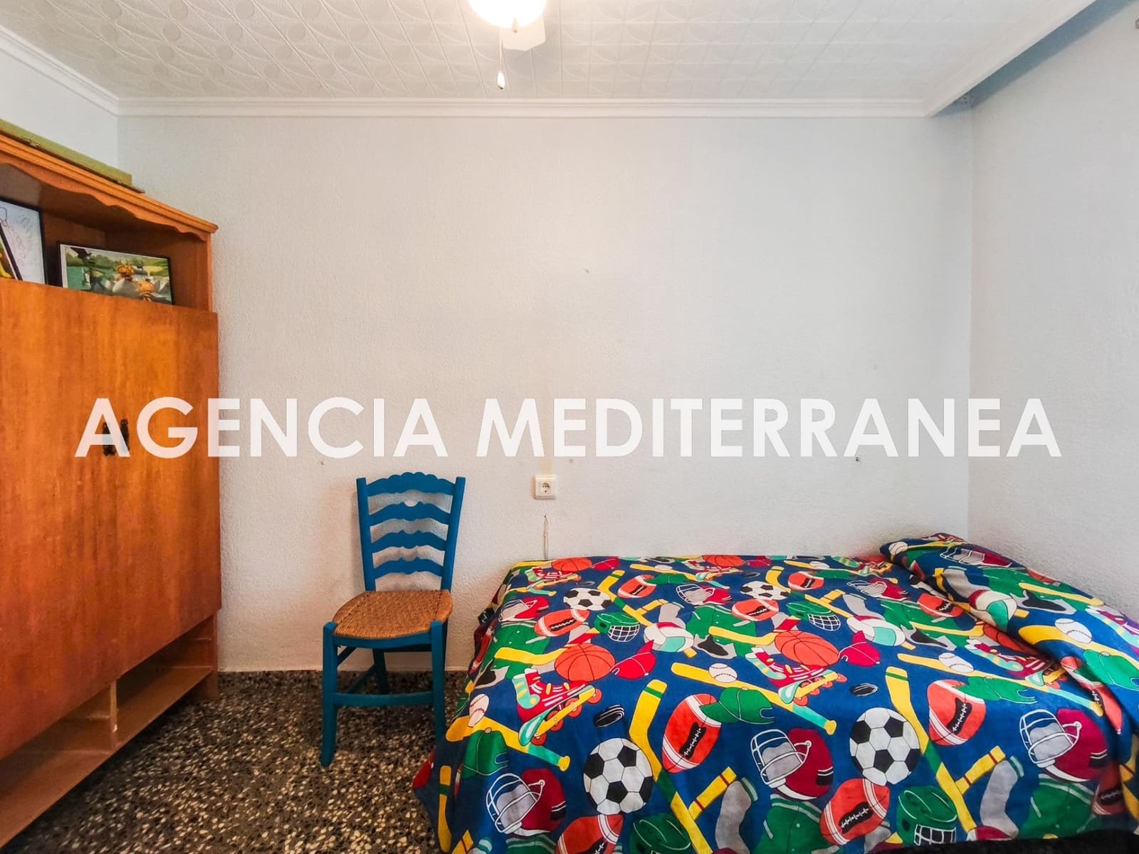 4 bedroom Flat for sale in El Perellonet with garage - € 235,000 (Ref: 9508952)