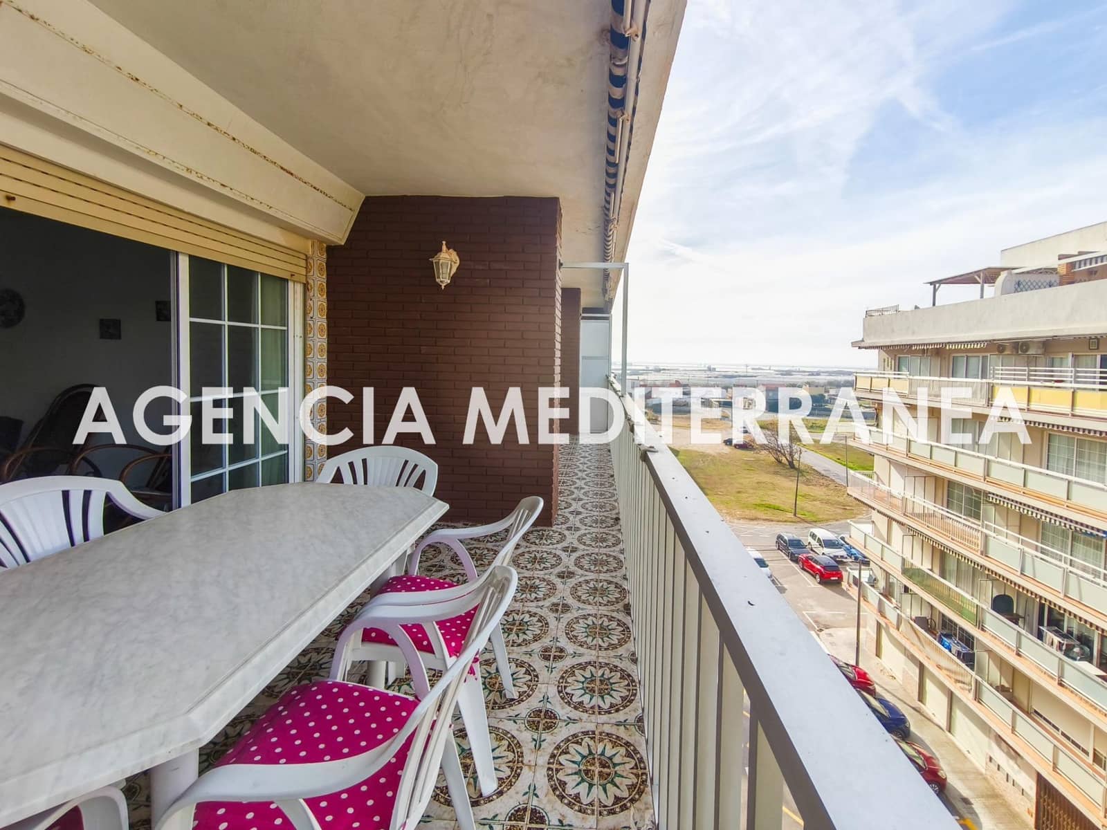 4 bedroom Flat for sale in El Perellonet with garage - € 235,000 (Ref: 9508952)