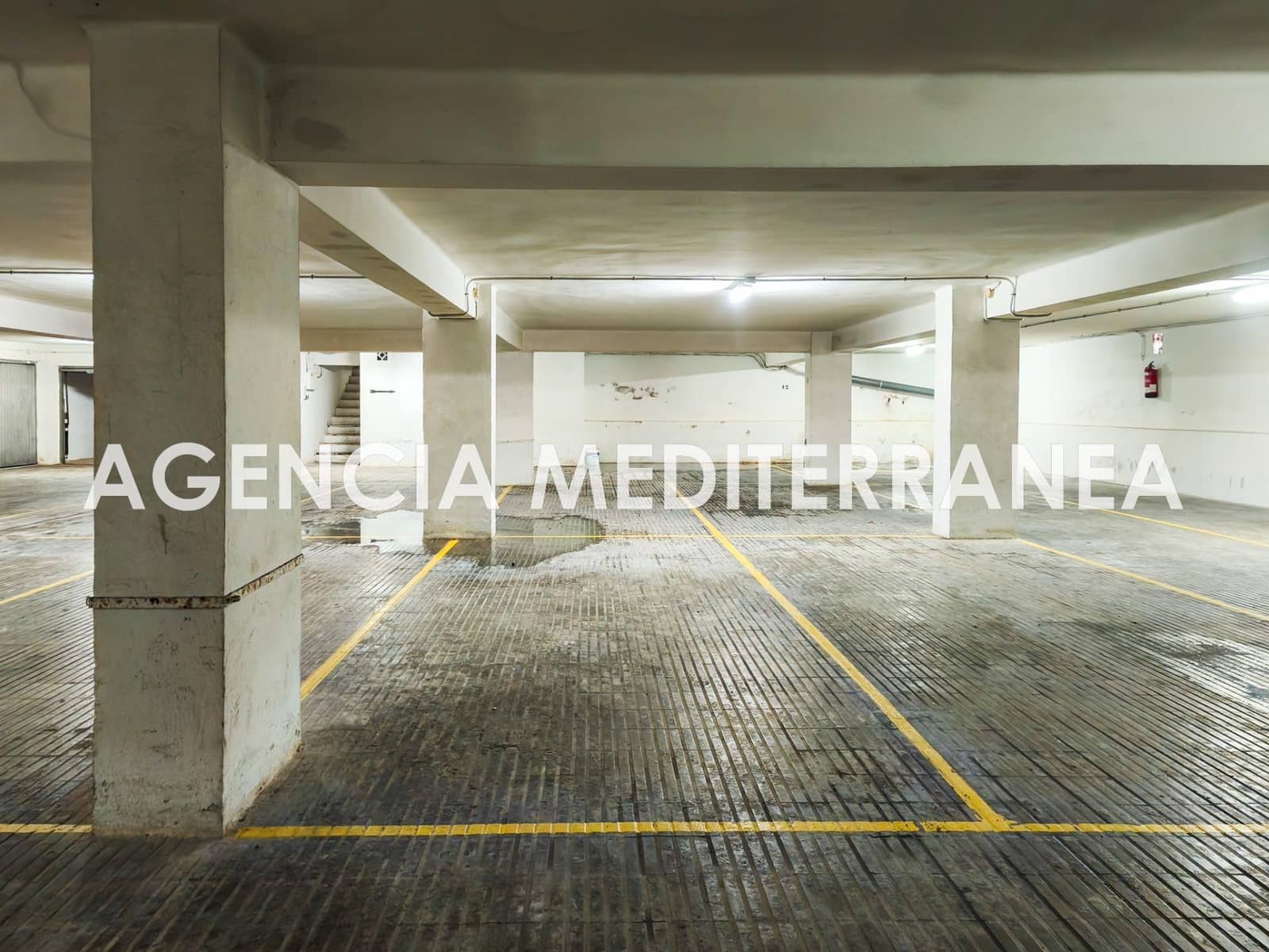 4 bedroom Flat for sale in El Perellonet with garage - € 235,000 (Ref: 9508952)