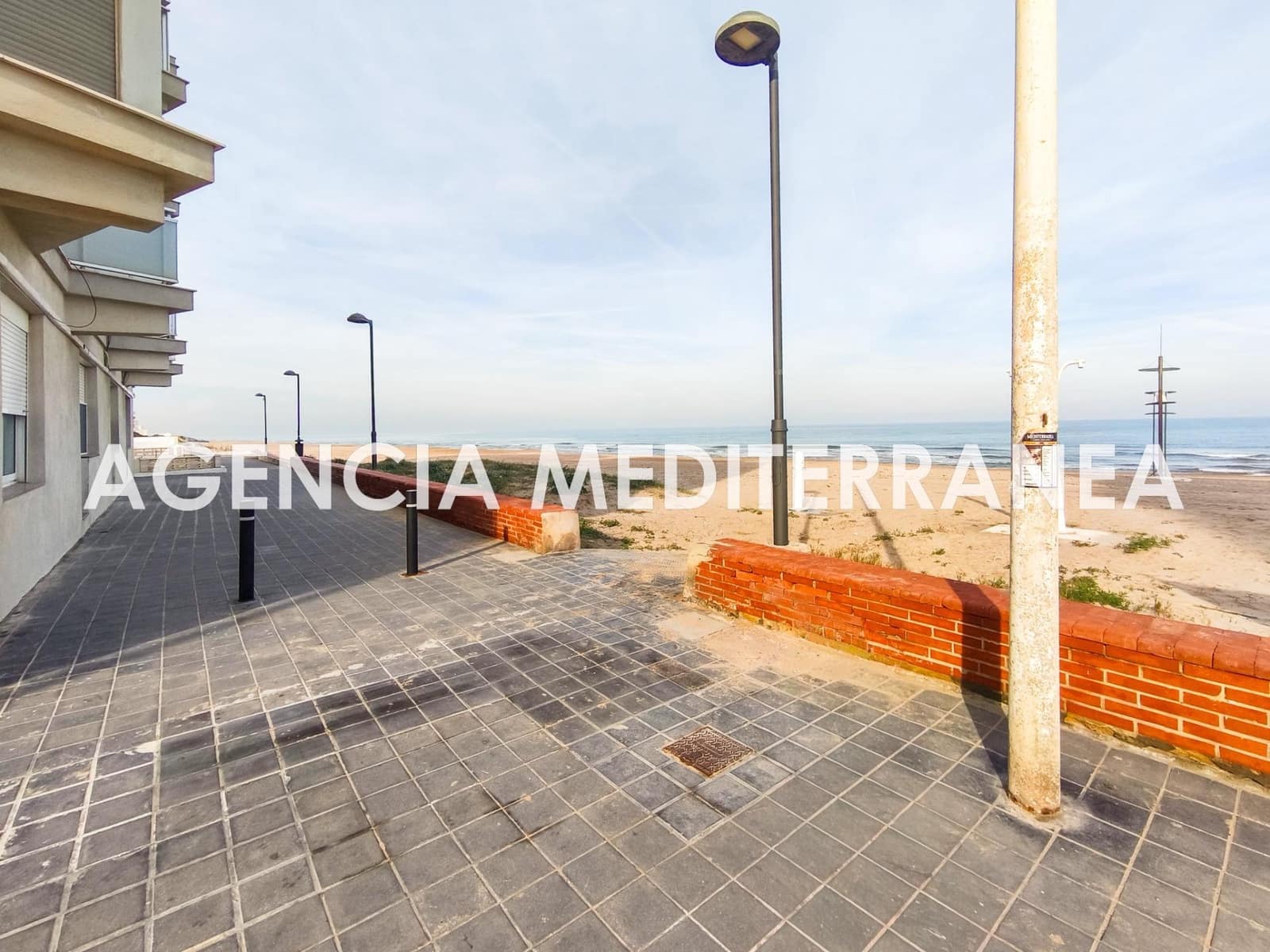 4 bedroom Flat for sale in El Perellonet with garage - € 235,000 (Ref: 9508952)