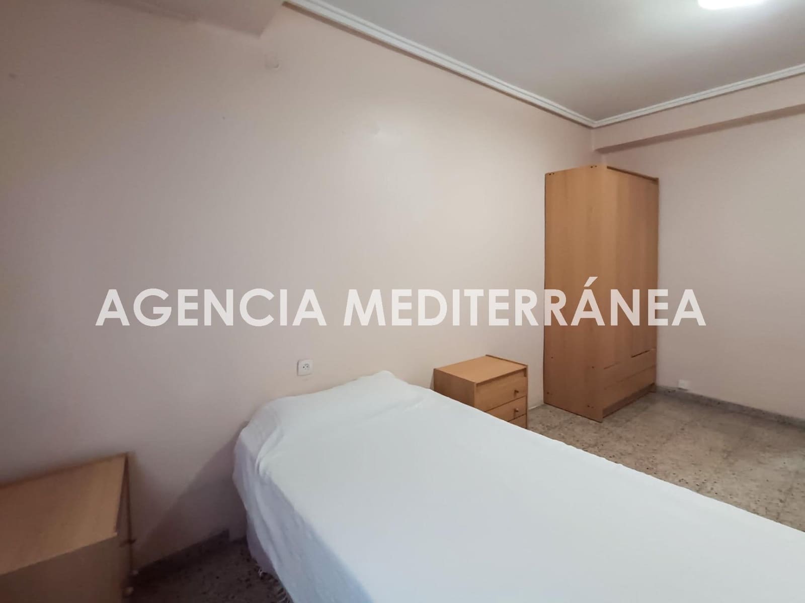 3 bedroom Flat for sale in Valencia city - € 325,000 (Ref: 9519024)