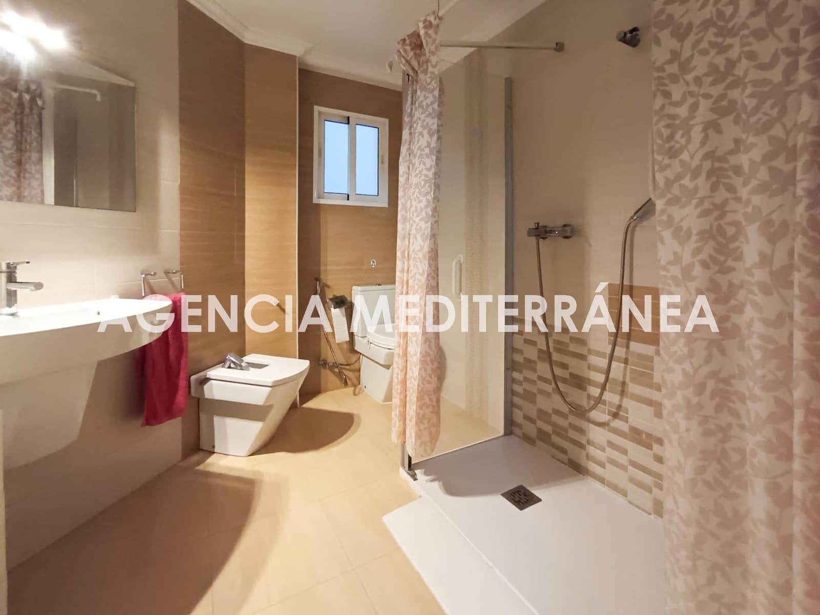 3 bedroom Flat for sale in Valencia city - € 325,000 (Ref: 9519024)