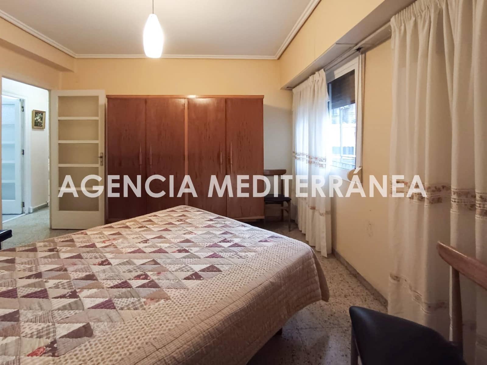 3 bedroom Flat for sale in Valencia city - € 325,000 (Ref: 9519024)