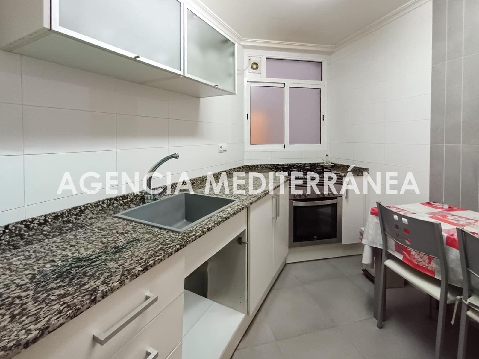 3 bedroom Flat for sale in Valencia city - € 325,000 (Ref: 9519024)