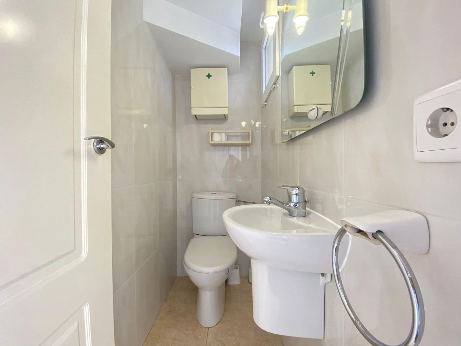 2 soveværelse Rækkehus til salg i Els Poblets med swimmingpool - € 260.000 (Ref: 9519025)