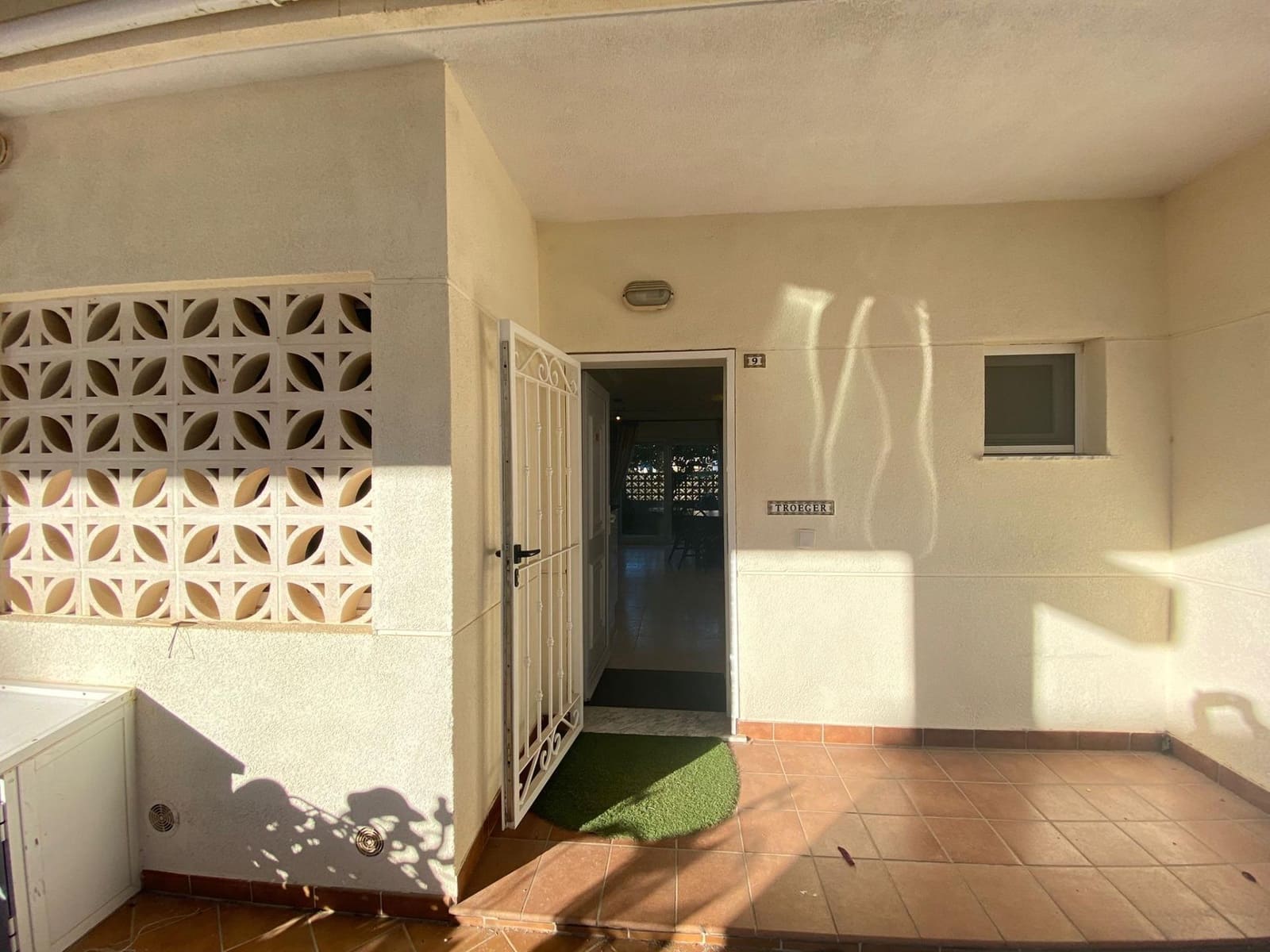 2 soveværelse Rækkehus til salg i Els Poblets med swimmingpool - € 260.000 (Ref: 9519025)