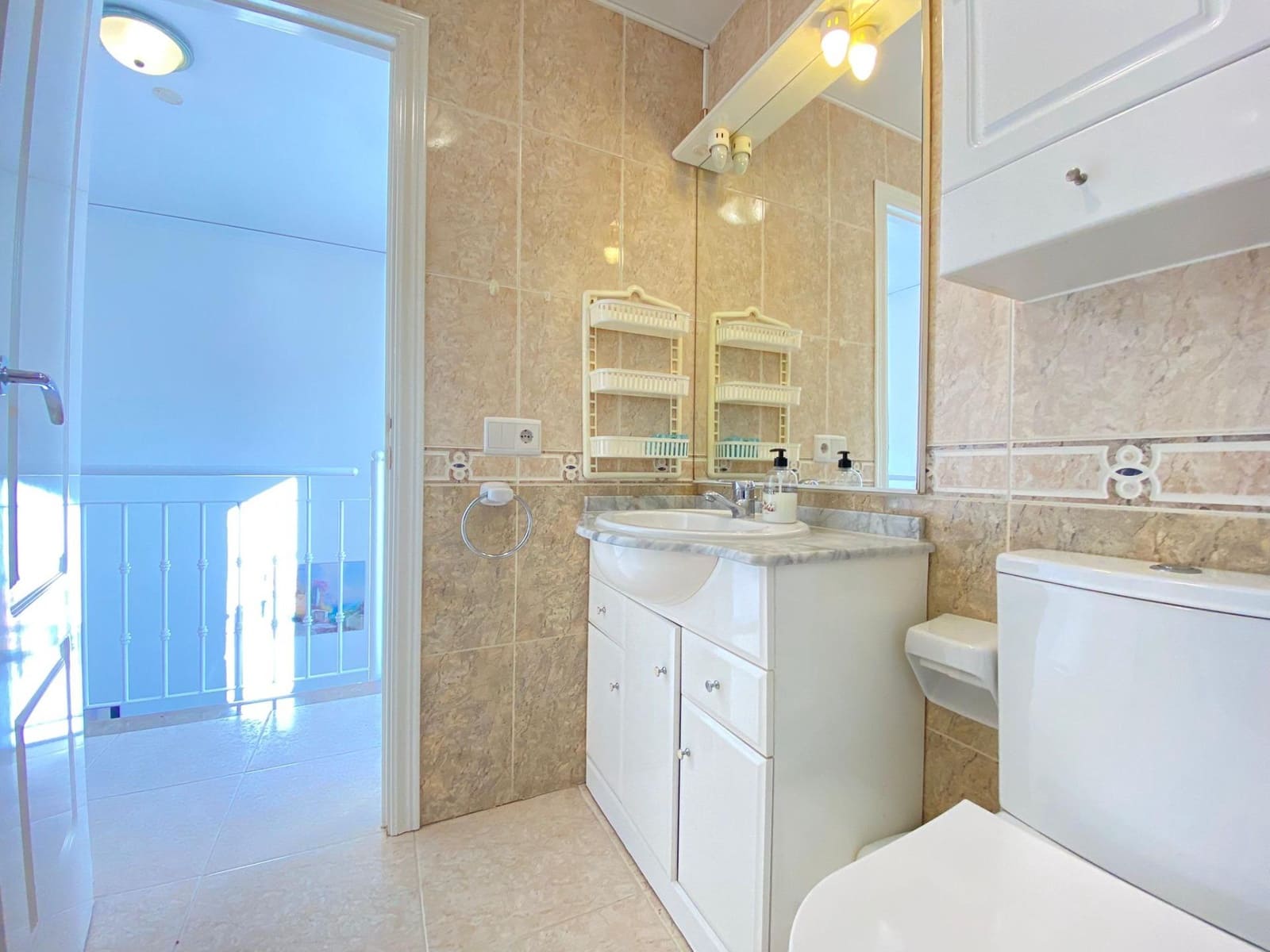 2 soveværelse Rækkehus til salg i Els Poblets med swimmingpool - € 260.000 (Ref: 9519025)