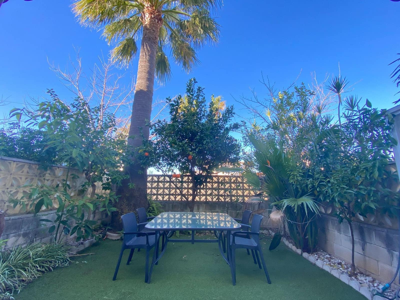 2 soveværelse Rækkehus til salg i Els Poblets med swimmingpool - € 260.000 (Ref: 9519025)