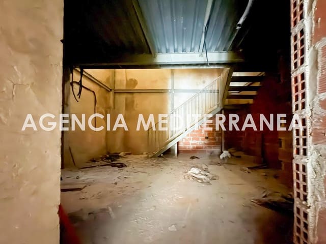 4 chambre Maison de Ville à vendre à Llíria - 88 000 € (Ref: 9519026)