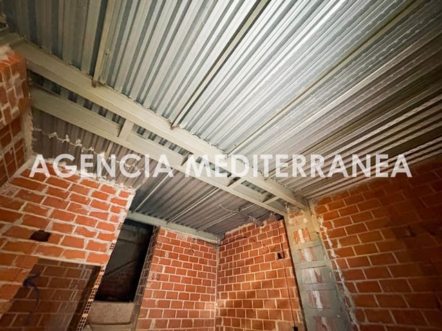 4 chambre Maison de Ville à vendre à Llíria - 88 000 € (Ref: 9519026)