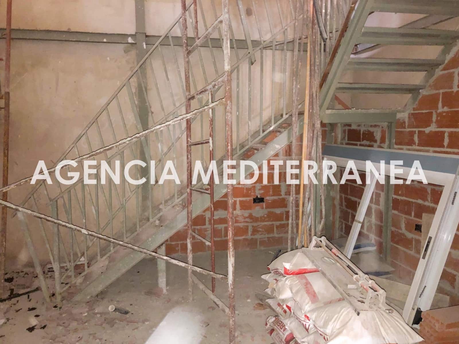 4 sovrum Hus till salu i Lliria - 80 000 € (Ref: 9519026)