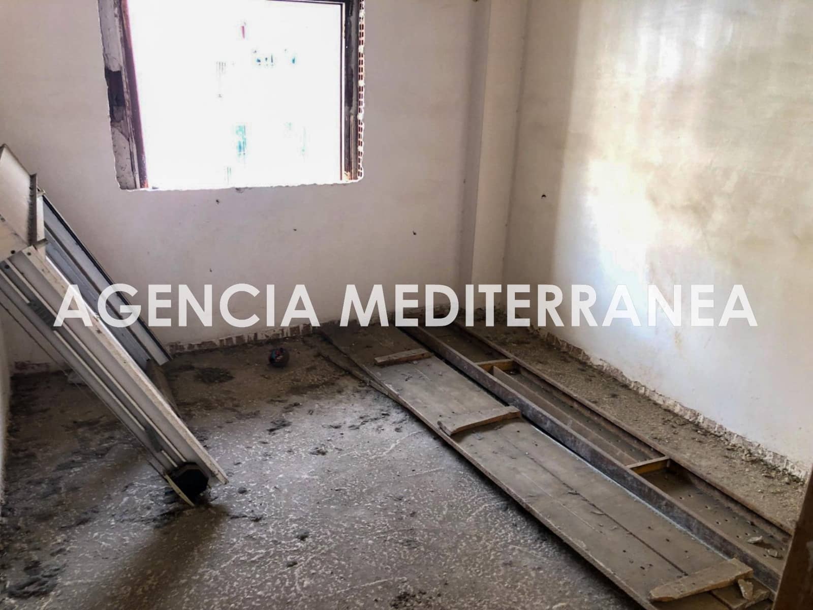 4 sovrum Hus till salu i Lliria - 80 000 € (Ref: 9519026)