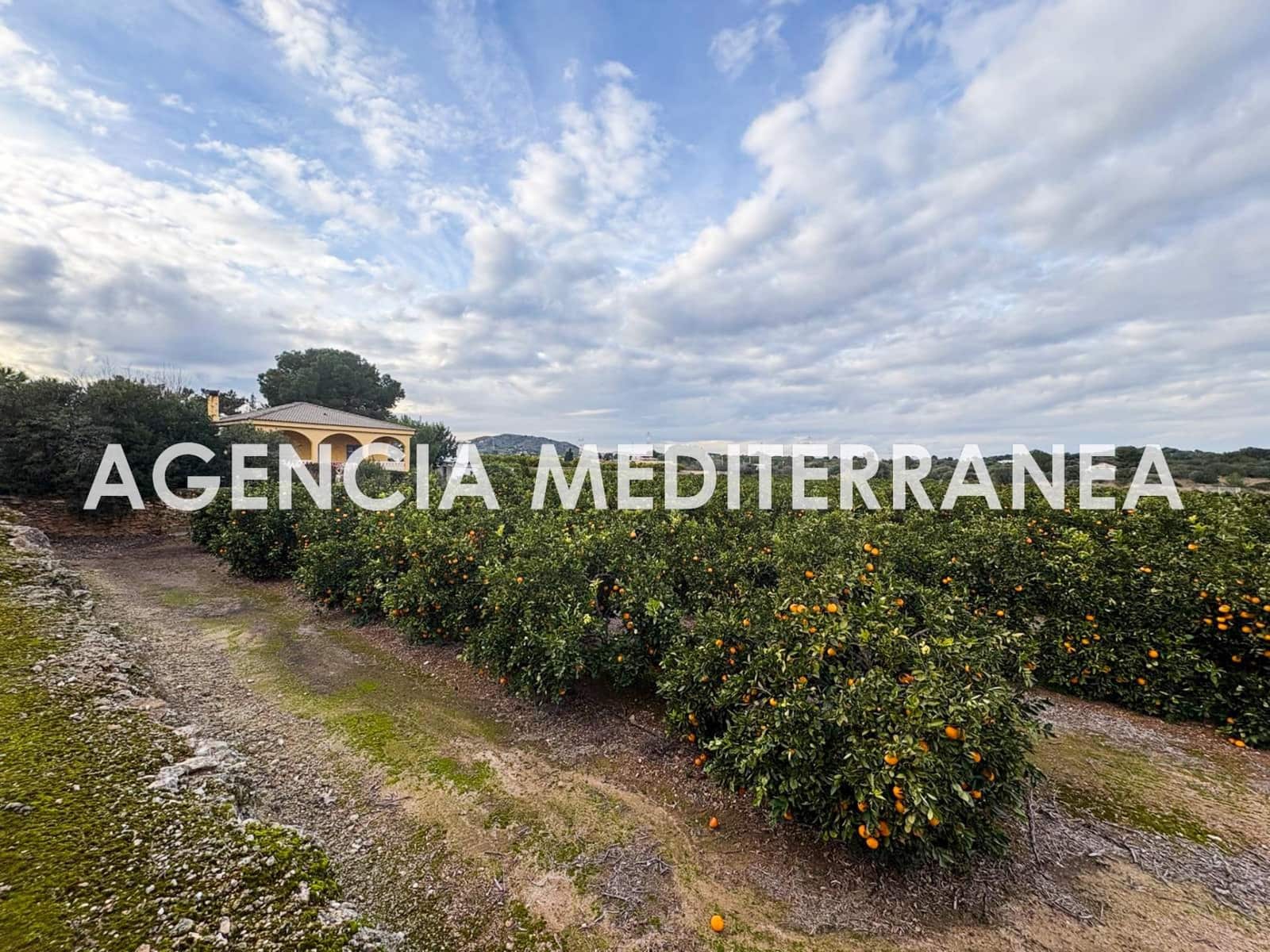 3 bedroom Villa for sale in Manises - € 395,000 (Ref: 9536026)