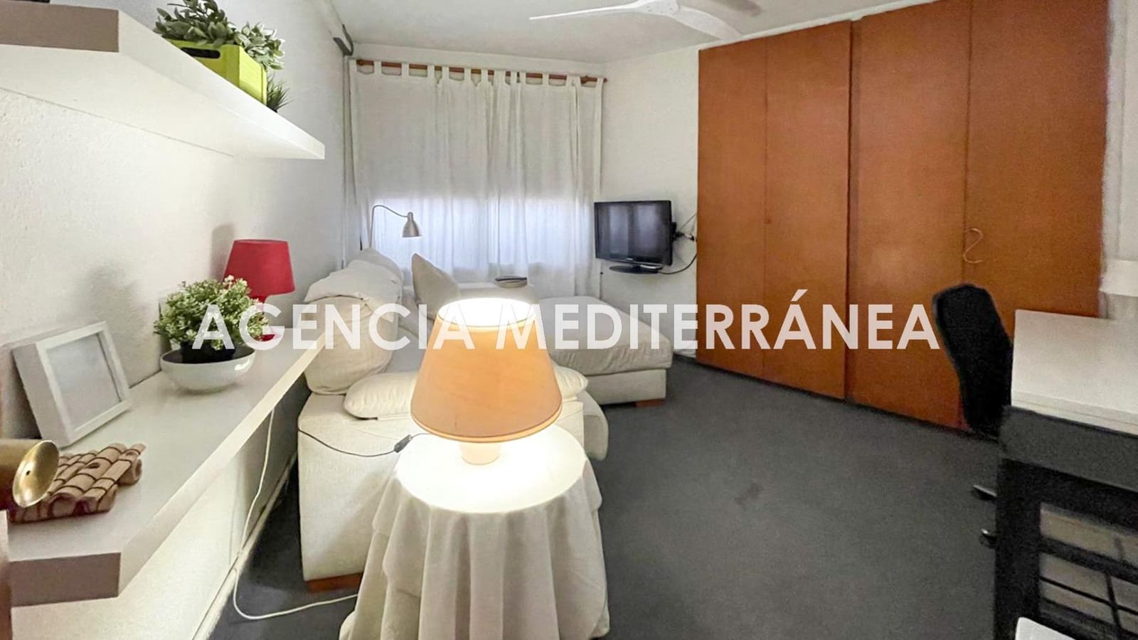3 bedroom Flat for rent in Valencia city with garage - € 1,900 (Ref: 9541219)