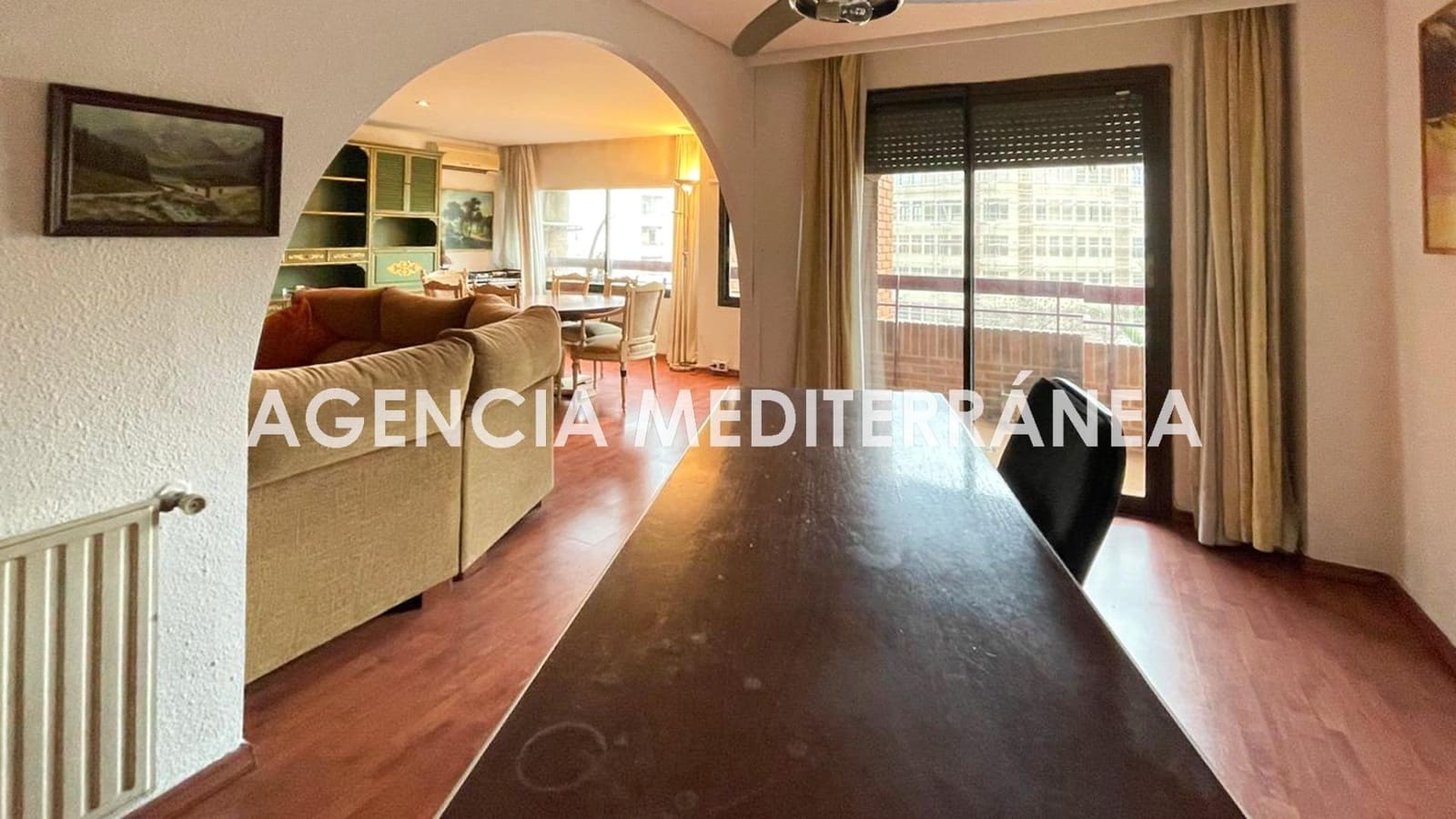 3 bedroom Flat for rent in Valencia city with garage - € 1,900 (Ref: 9541219)