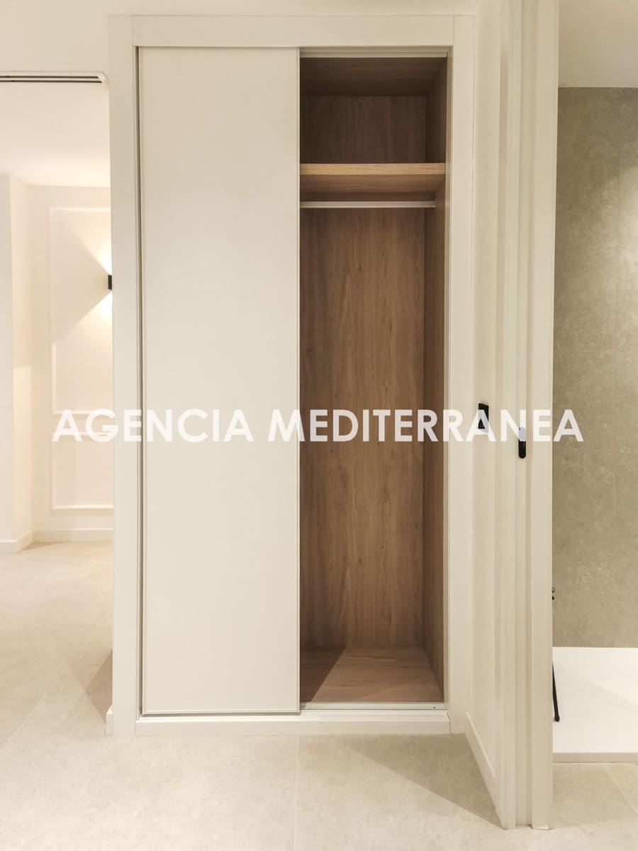 4 soveværelse Lejlighed til salg i Valencia by - € 1.249.000 (Ref: 9543749)