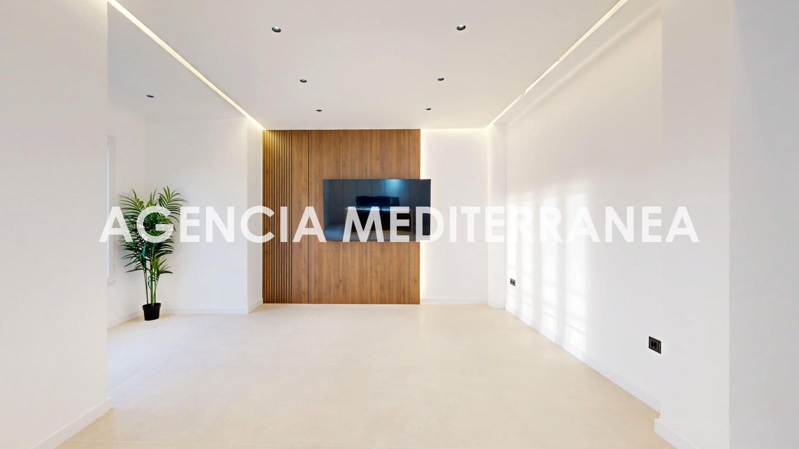 4 soveværelse Lejlighed til salg i Valencia by - € 1.249.000 (Ref: 9543749)