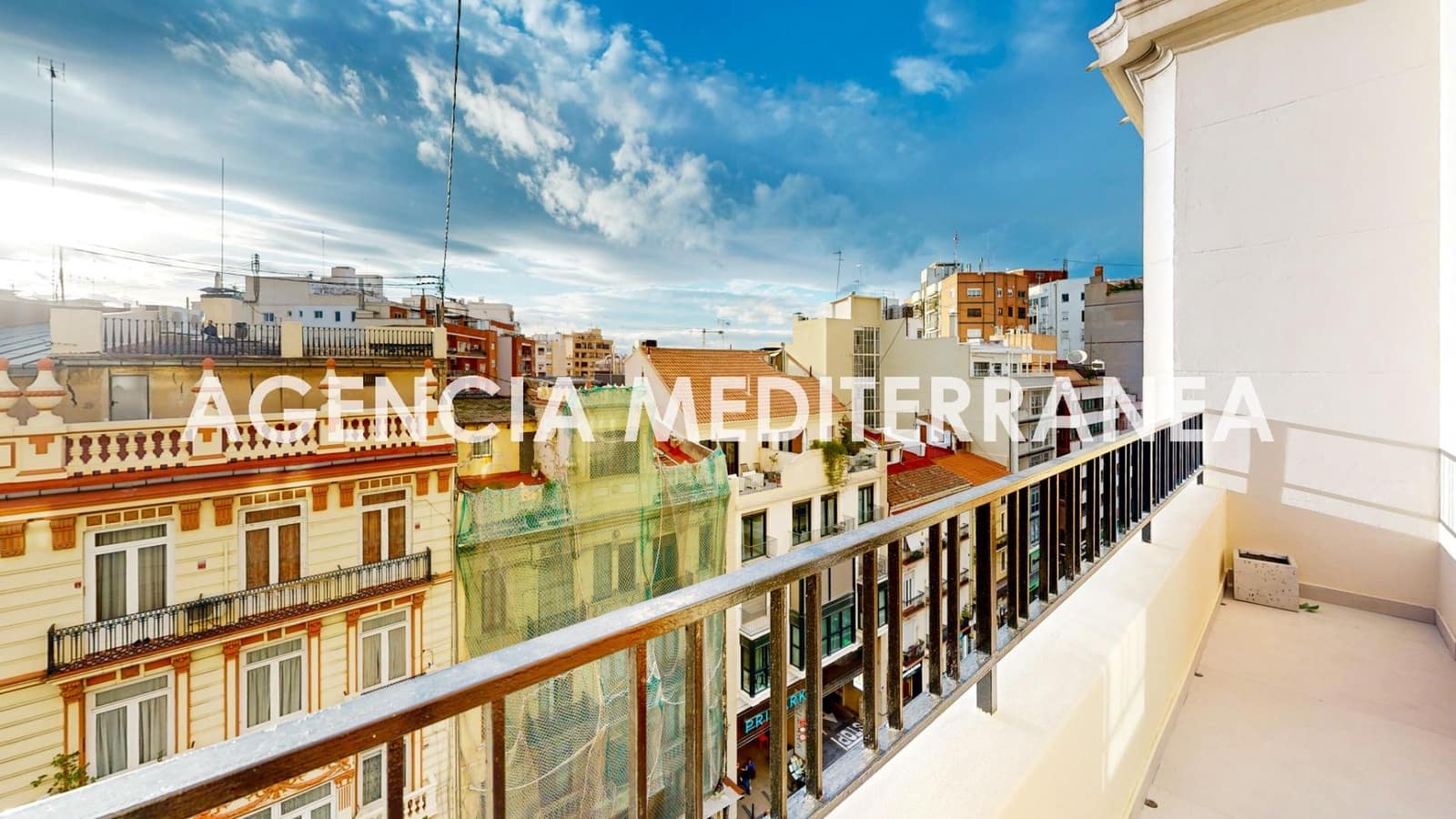 4 soveværelse Lejlighed til salg i Valencia by - € 1.249.000 (Ref: 9543749)