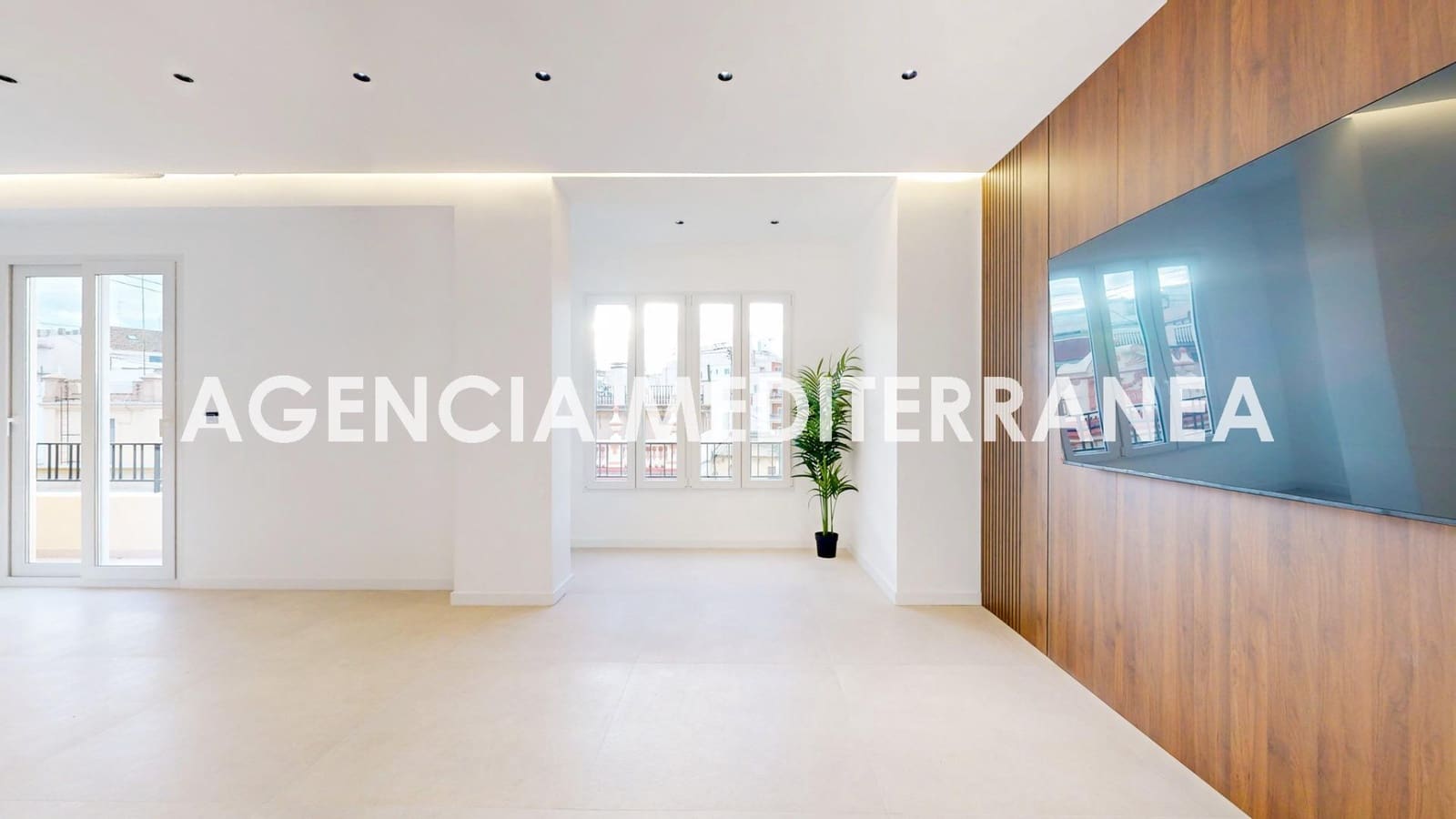 4 soveværelse Lejlighed til salg i Valencia by - € 1.249.000 (Ref: 9543749)