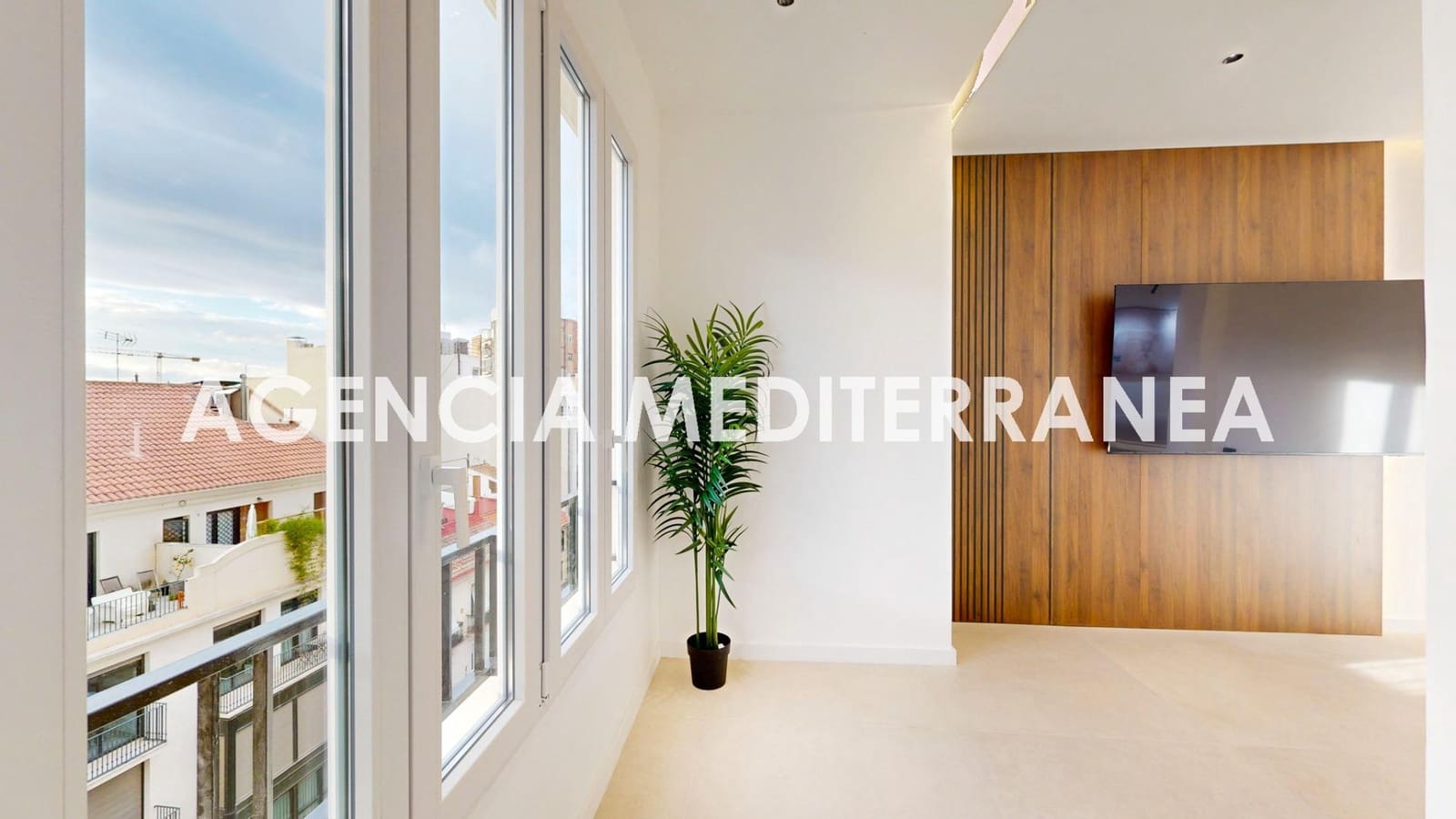 4 soveværelse Lejlighed til salg i Valencia by - € 1.249.000 (Ref: 9543749)