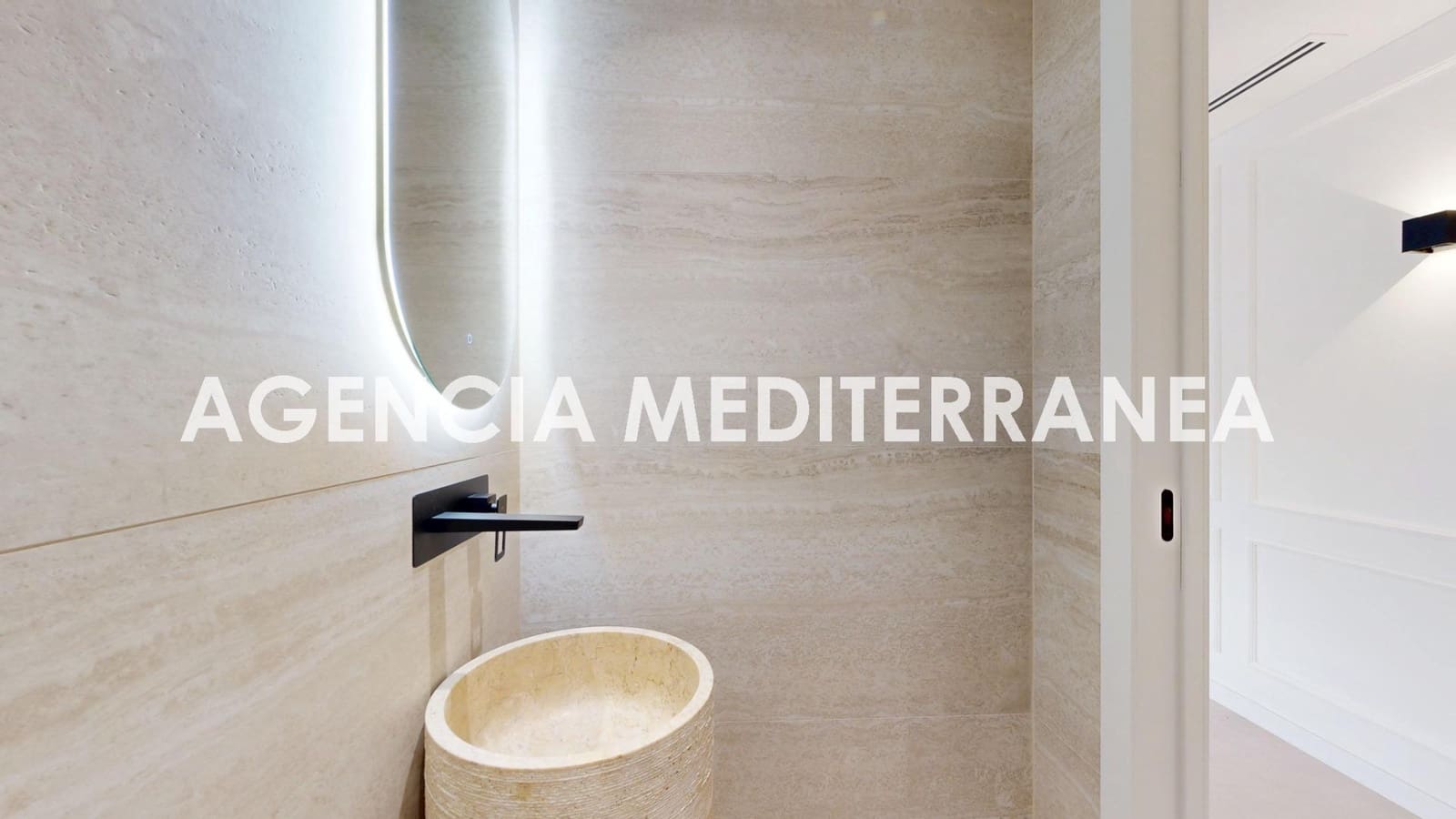 4 soveværelse Lejlighed til salg i Valencia by - € 1.249.000 (Ref: 9543749)