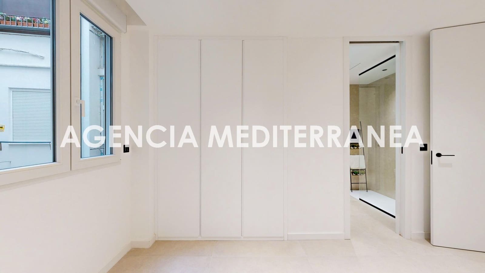 4 soveværelse Lejlighed til salg i Valencia by - € 1.249.000 (Ref: 9543749)