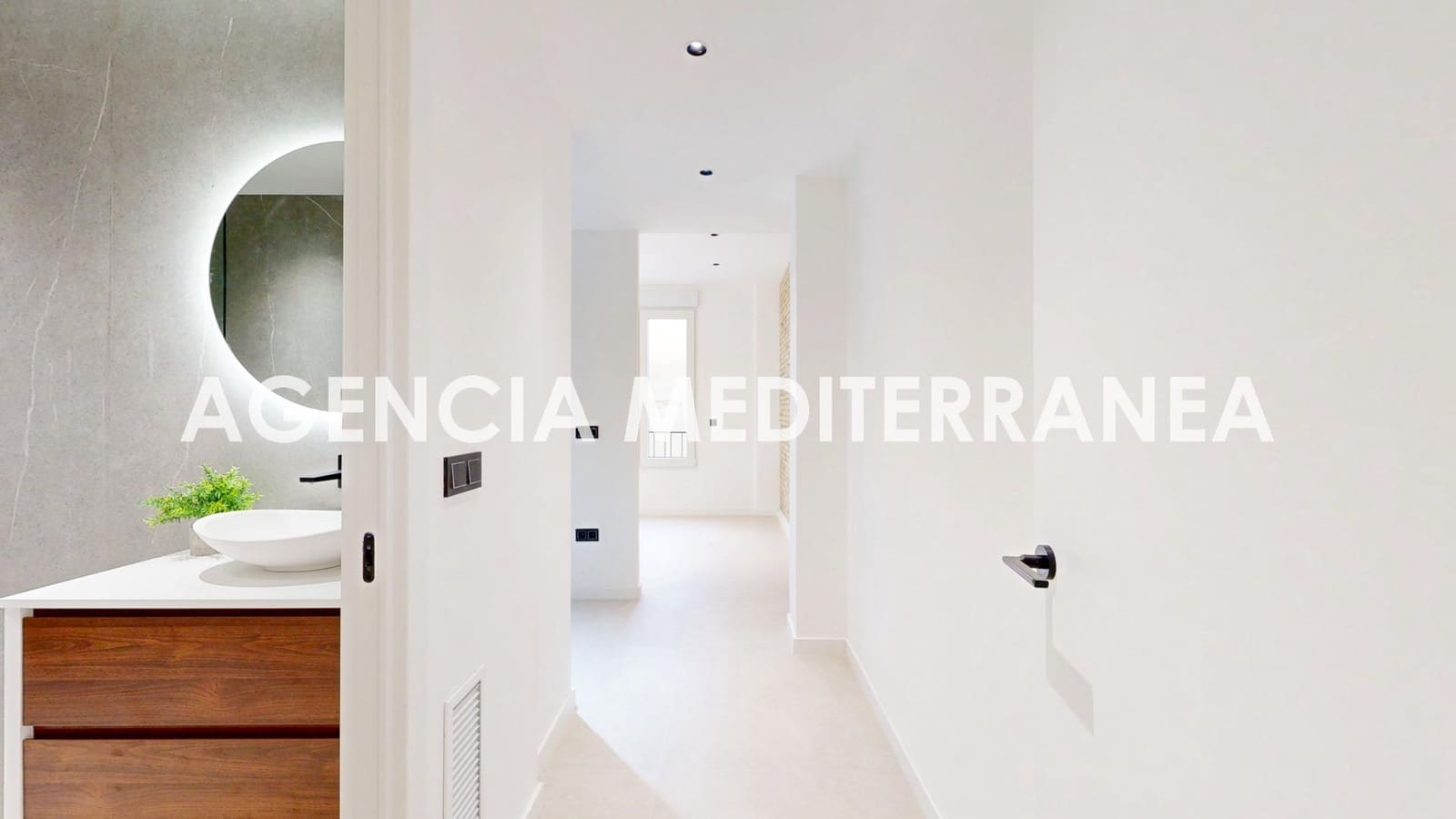 4 soveværelse Lejlighed til salg i Valencia by - € 1.249.000 (Ref: 9543749)