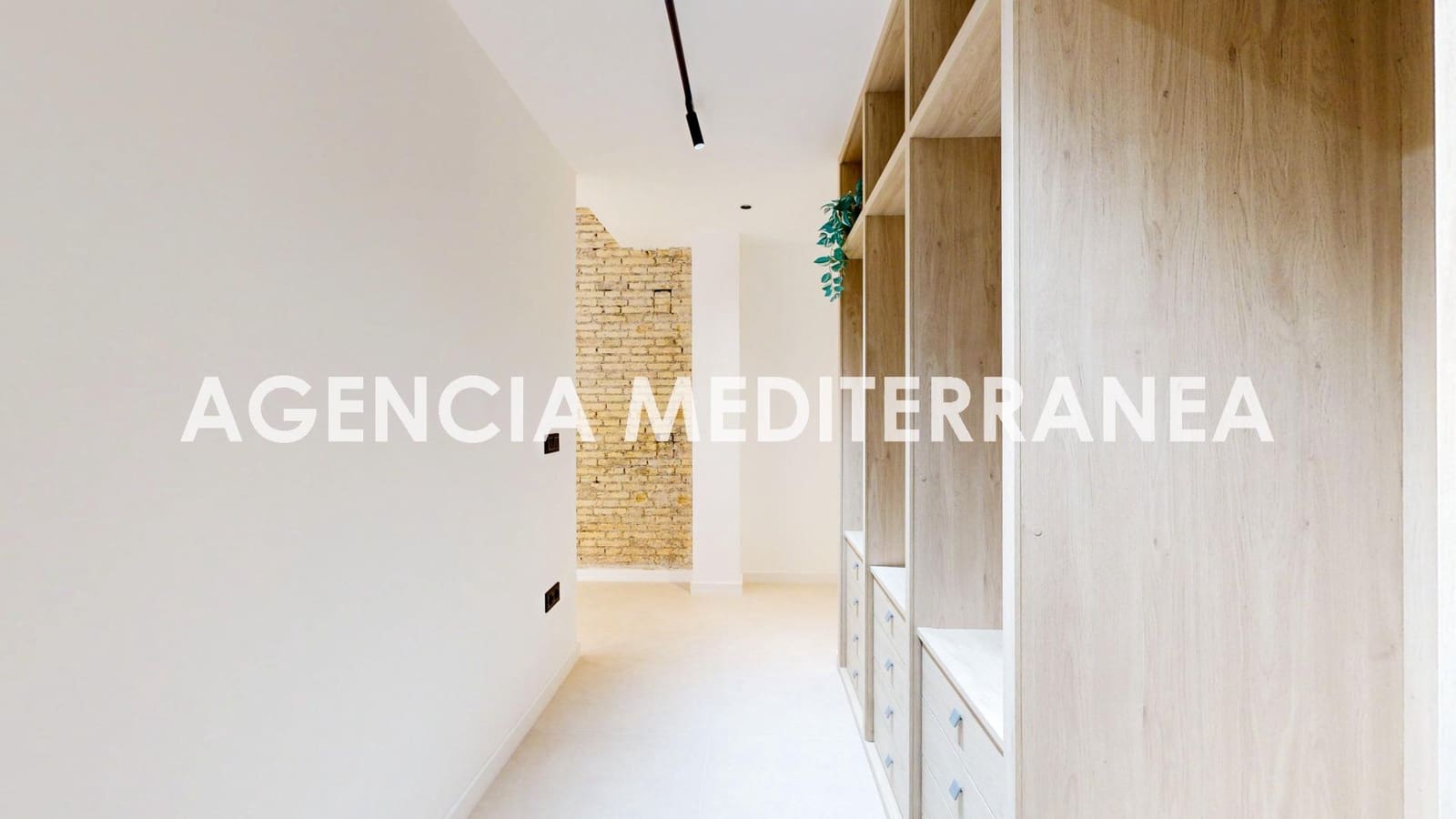 4 soveværelse Lejlighed til salg i Valencia by - € 1.249.000 (Ref: 9543749)