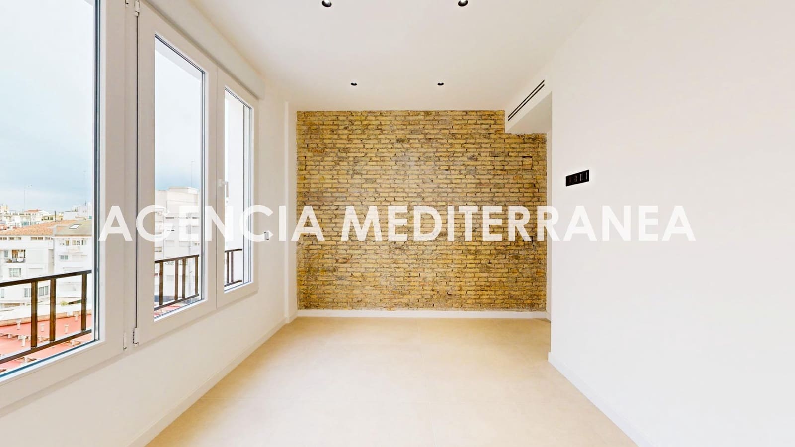 4 soveværelse Lejlighed til salg i Valencia by - € 1.249.000 (Ref: 9543749)