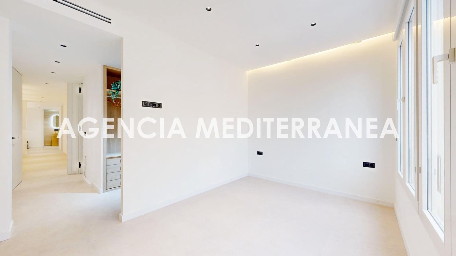 4 soveværelse Lejlighed til salg i Valencia by - € 1.249.000 (Ref: 9543749)