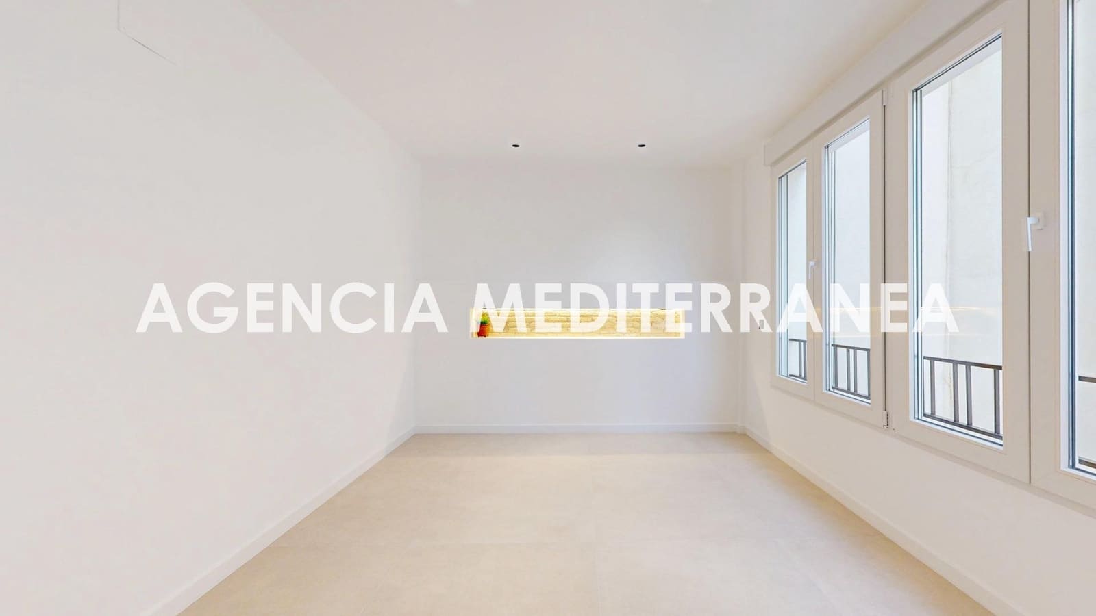 4 soveværelse Lejlighed til salg i Valencia by - € 1.249.000 (Ref: 9543749)