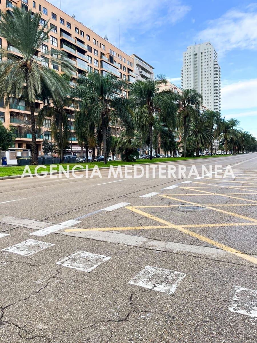 5 camera da letto Commerciale da affittare in Valencia citta - 2.950 € (Rif: 9548333)