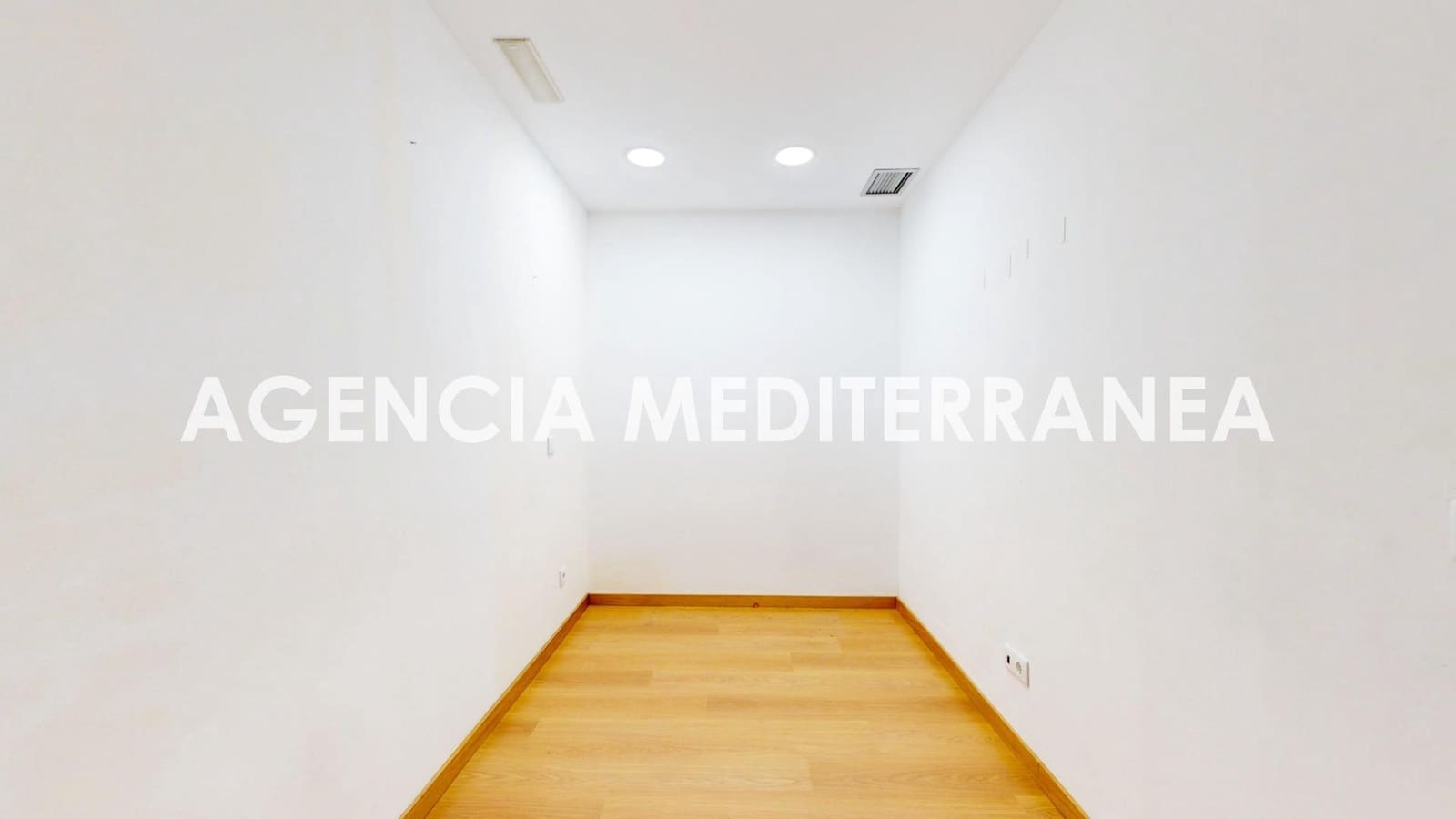 5 camera da letto Commerciale da affittare in Valencia citta - 2.950 € (Rif: 9548333)