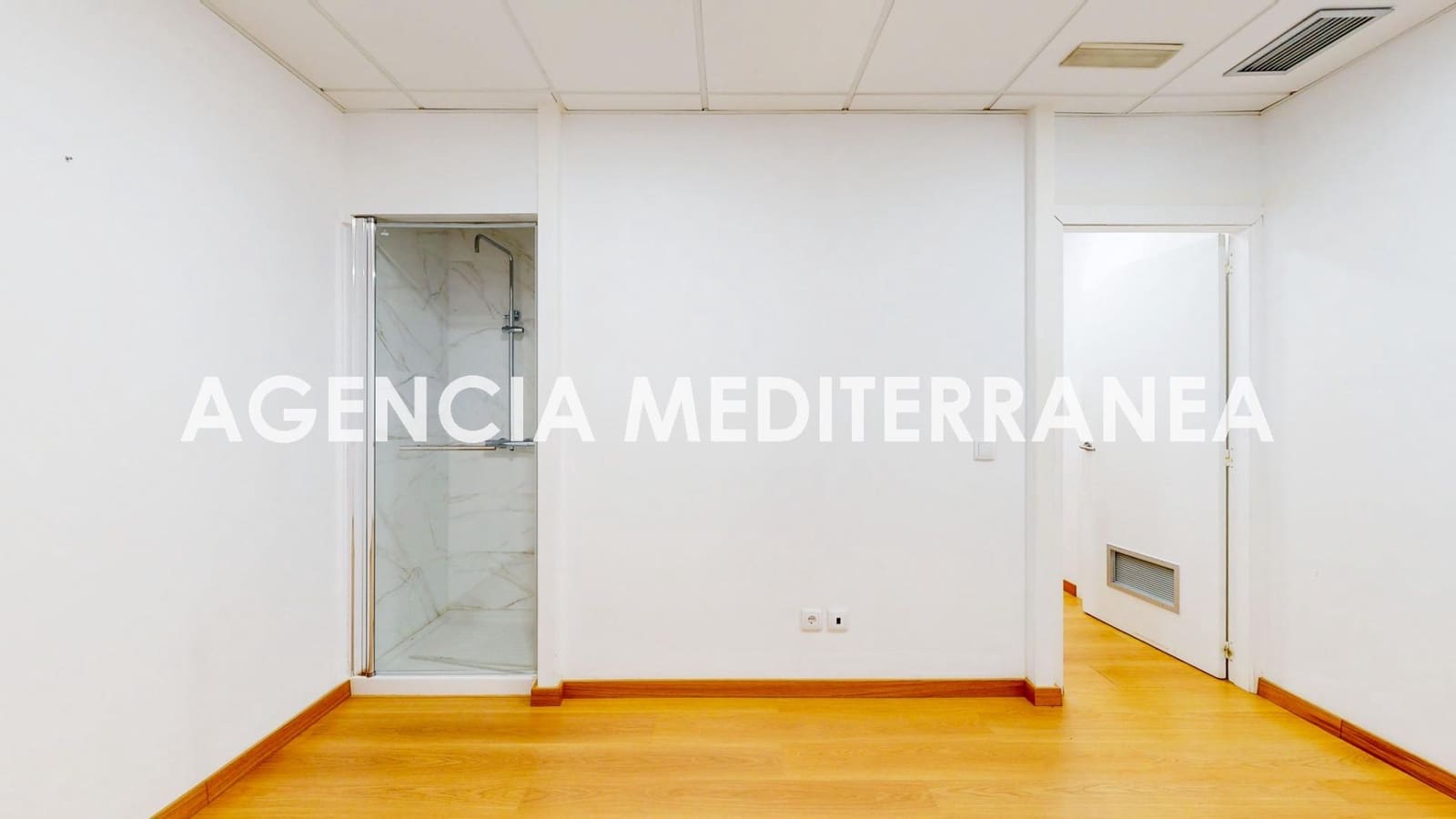 5 camera da letto Commerciale da affittare in Valencia citta - 2.950 € (Rif: 9548333)