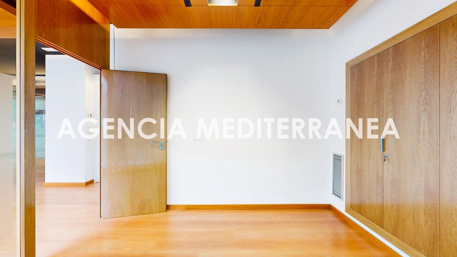 5 camera da letto Commerciale da affittare in Valencia citta - 2.950 € (Rif: 9548333)