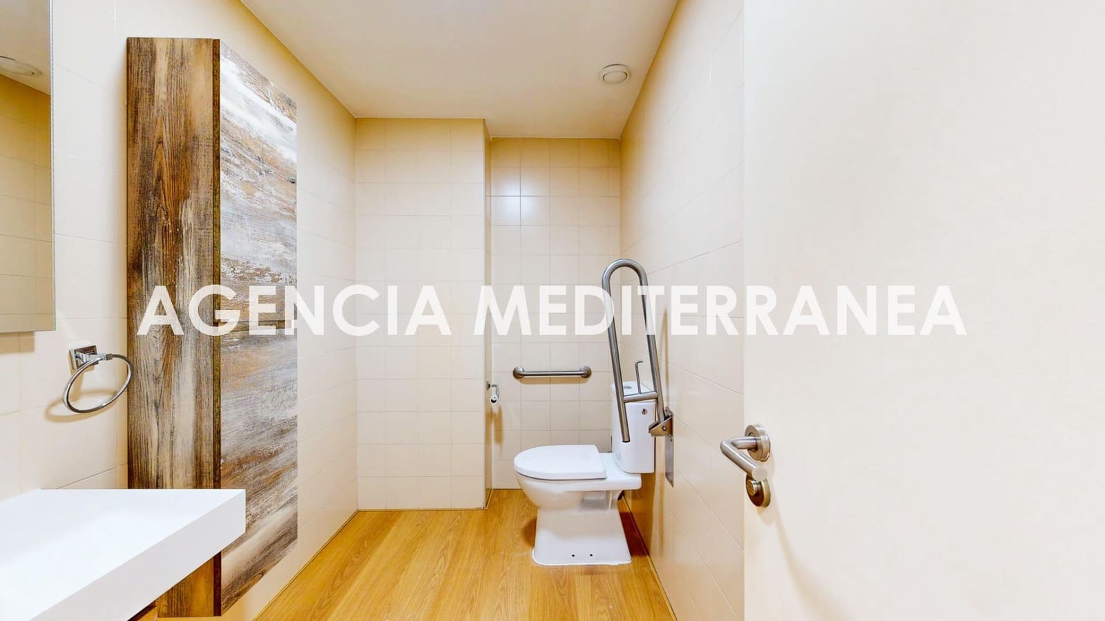 5 bedroom Commercial for rent in Valencia city - € 2,950 (Ref: 9548333)