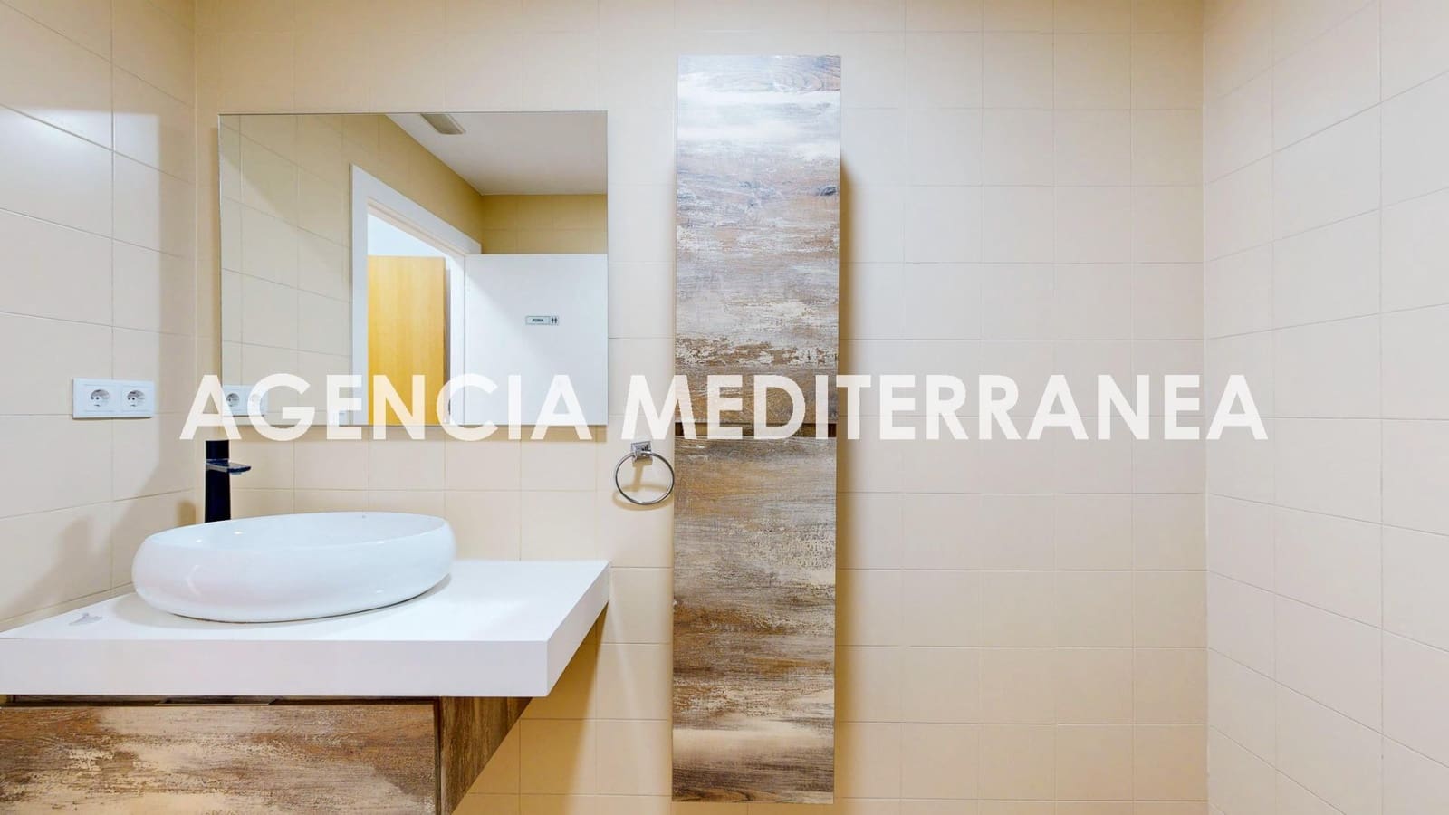 5 bedroom Commercial for rent in Valencia city - € 2,950 (Ref: 9548333)