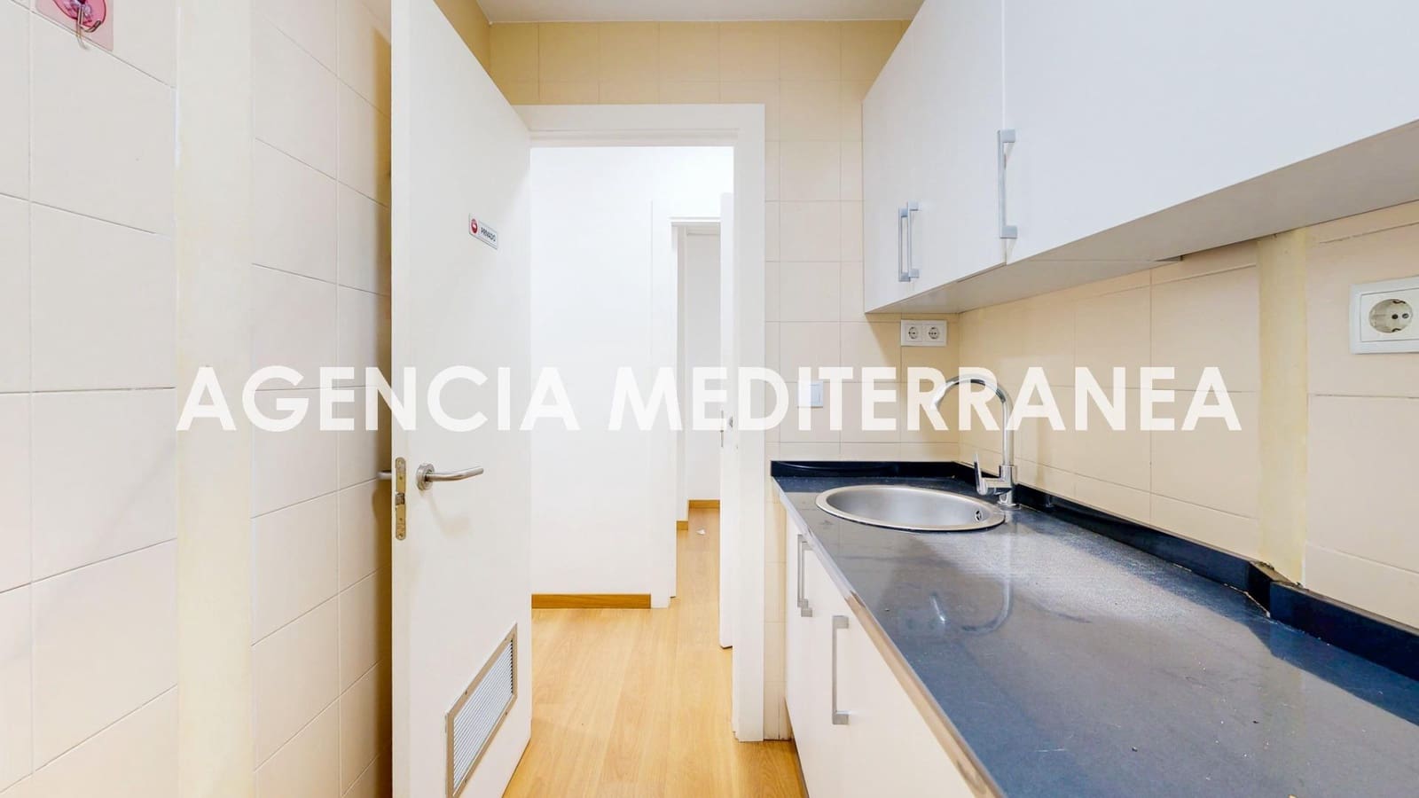 5 bedroom Commercial for rent in Valencia city - € 2,950 (Ref: 9548333)