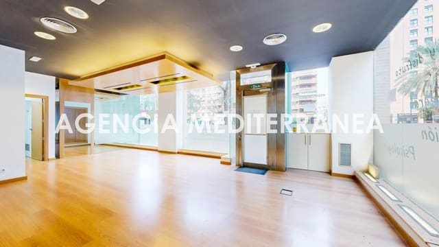 5 soveværelse Erhverv til leje i Penya-Roja, Valencia by - € 2.950 (Ref: 9548333)