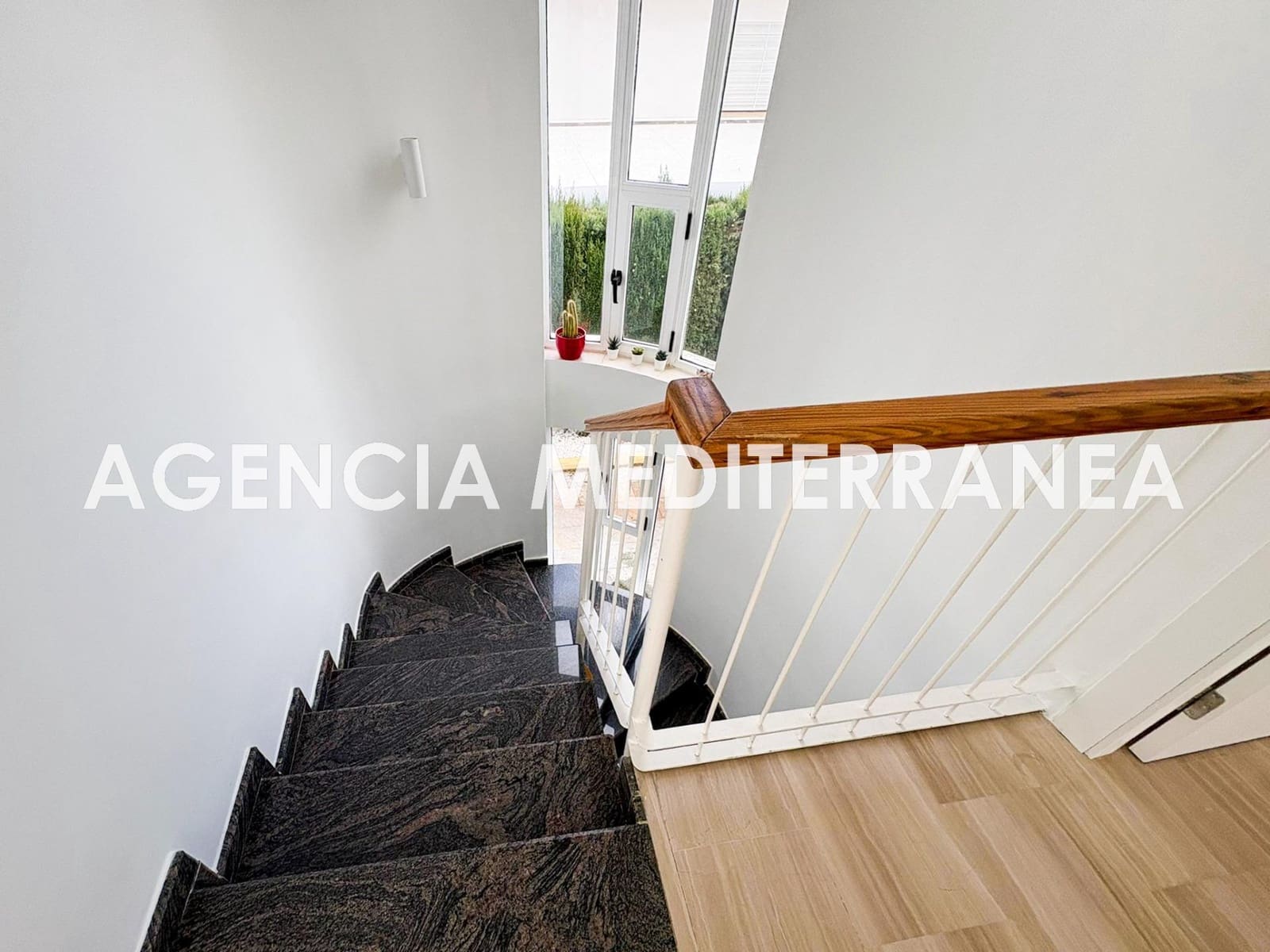 4 slaapkamer Villa te koop in L'Eliana met zwembad - € 655.000 (Ref: 9551647)